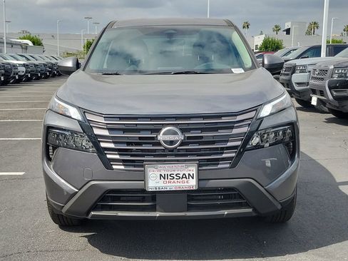 New 2026 Nissan Rogue SV FWD image 5