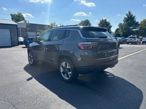 Used 2019 Jeep Compass Limited w/ Advanced Safety Group FWD image 3