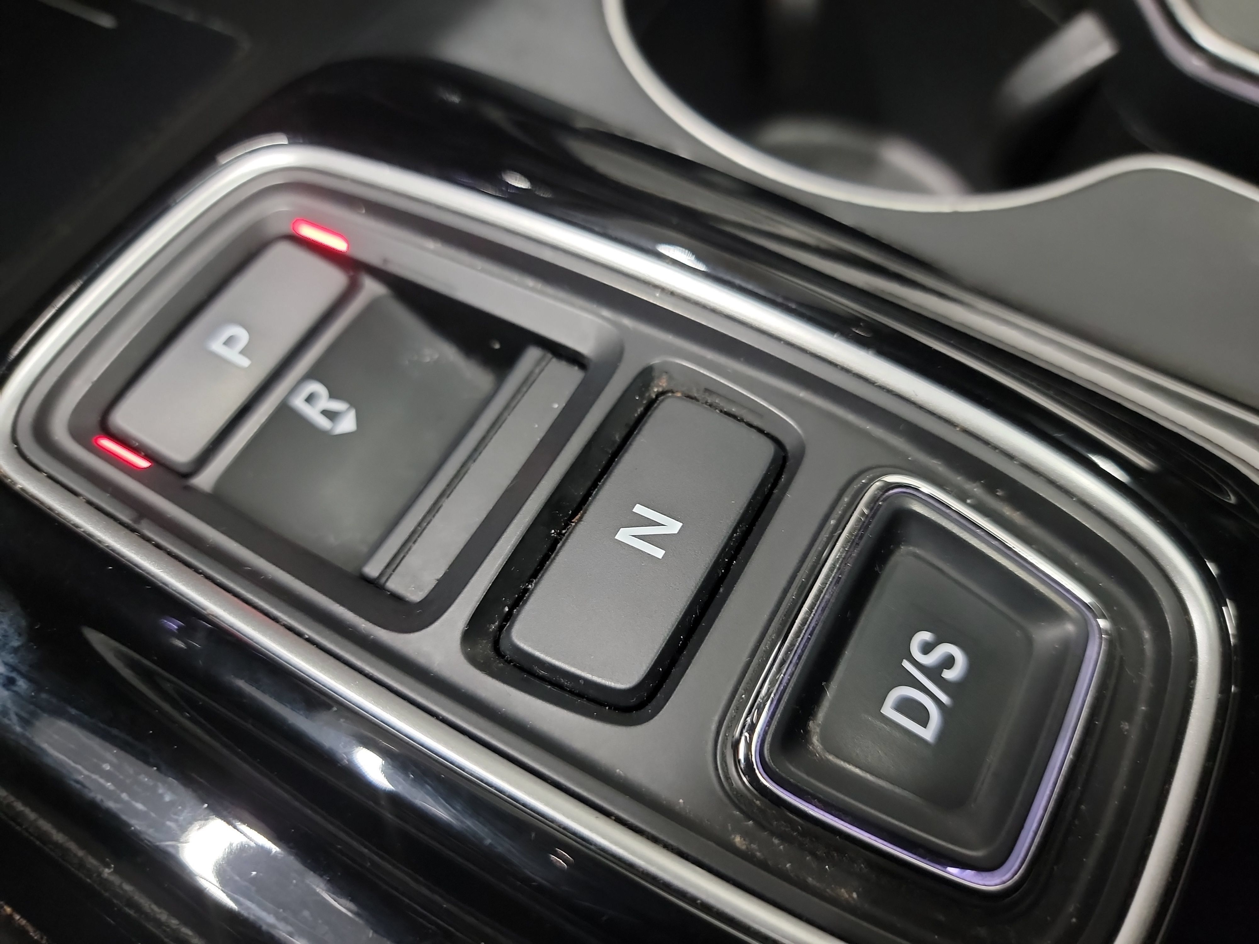 Certified 2025 Honda Pilot Touring image 27