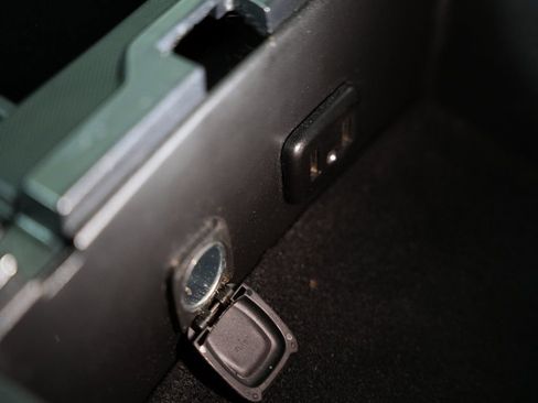 Used 2019 Chevrolet Silverado 1500 LT image 29