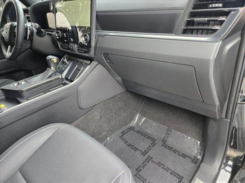 Used 2025 Lexus GX 550 w/ Accessory Package (Z1) image 20