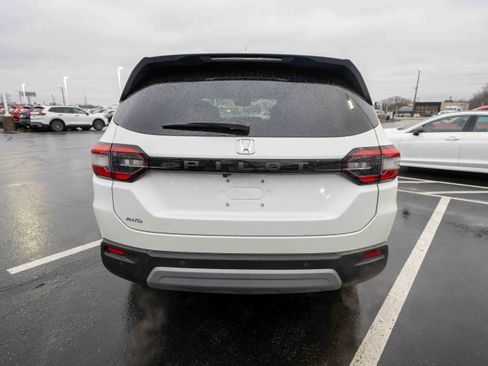 New 2025 Honda Pilot EX-L image 5