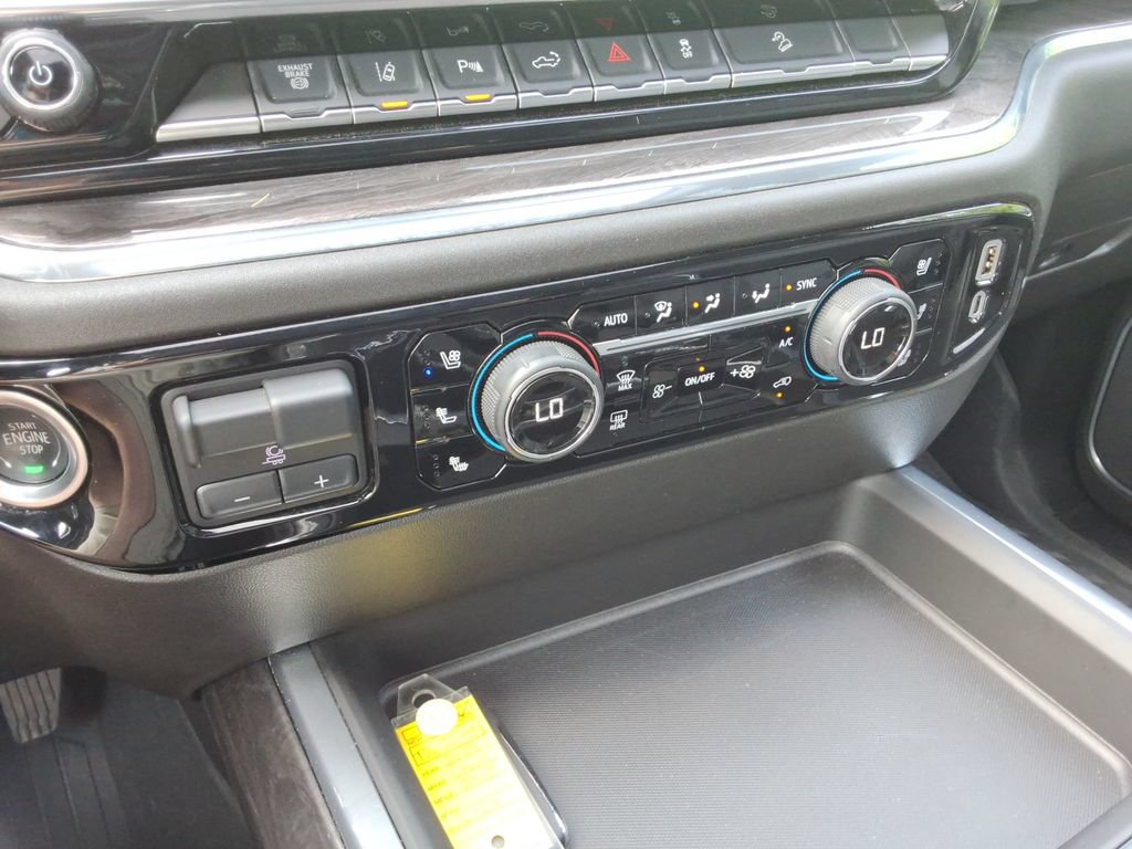 Certified 2025 Chevrolet Silverado 2500 LTZ w/ LTZ Plus Package AWD/4WD image 35