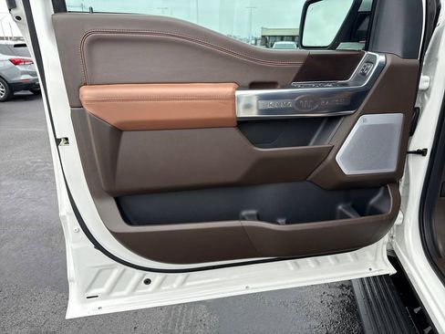 Used 2025 Ford F150 King Ranch w/ FX4 Off-Road Package image 12