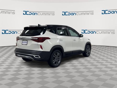 Used 2023 Kia Seltos S image 8
