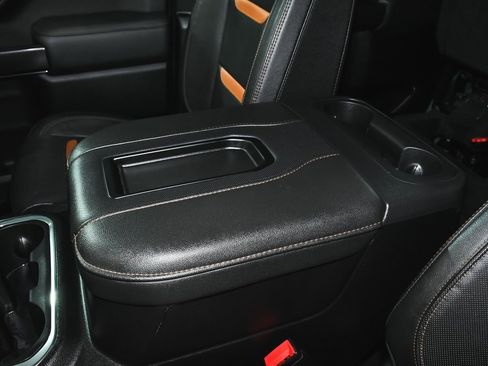 Used 2022 GMC Sierra 1500 AT4 image 38