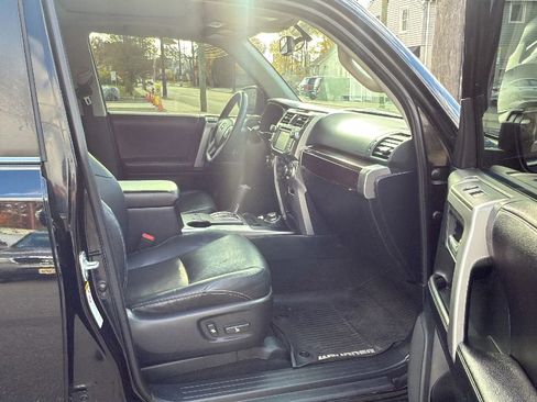 Used 2017 Toyota 4Runner Limited image 24