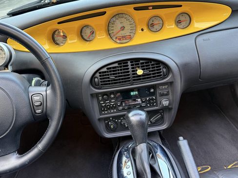 Used 2000 Plymouth Prowler image 35
