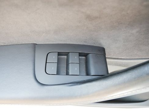 Used 2021 Tesla Model 3 Long Range AWD/4WD image 17