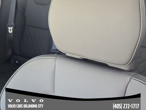 New 2026 Volvo XC60 B5 Plus w/ Protection Package Premier AWD/4WD image 14