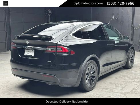 Used 2019 Tesla Model X 75D AWD/4WD image 6