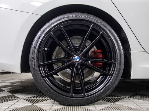 Used 2024 BMW 330i Sedan w/ M Sport Package RWD image 41