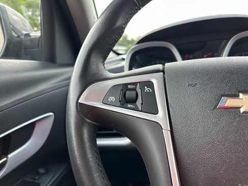 Used 2010 Chevrolet Equinox LT w/ Vehicle Interface Package FWD image 23