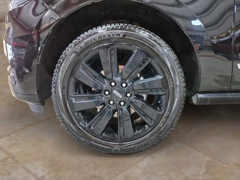 Used 2022 Lincoln Navigator Reserve image 9