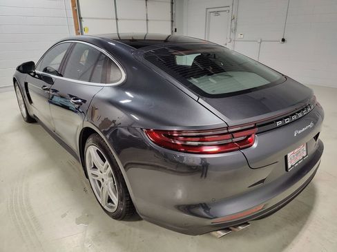 Used 2018 Porsche Panamera 4S image 23