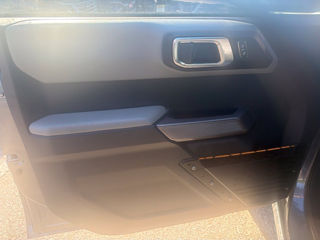 Used 2023 Ford Bronco Badlands AWD/4WD image 14