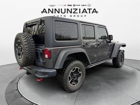 Used 2017 Jeep Wrangler Unlimited Rubicon image 5