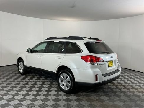 Used 2012 Subaru Outback 3.6R Limited AWD/4WD image 7