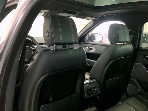 Used 2020 Land Rover Range Rover Velar R-Dynamic S image 11