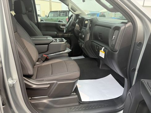 New 2026 Chevrolet Silverado 2500 Custom w/ Custom Value Package AWD/4WD image 8