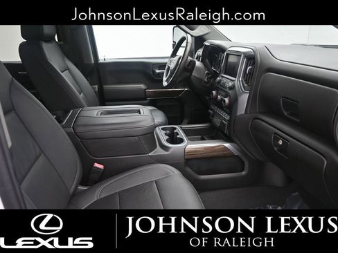 Used 2022 Chevrolet Silverado 2500 LT w/ Convenience Package AWD/4WD image 10