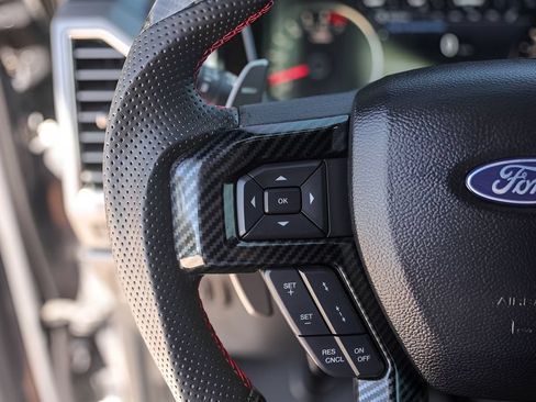 Used 2018 Ford F150 Raptor w/ Equipment Group 802A Luxury AWD/4WD image 18