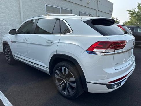 Used 2021 Volkswagen Atlas Cross Sport SEL R-Line FWD image 3