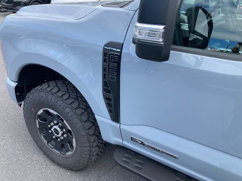 New 2026 Ford F250 Platinum w/ Tremor Off-Road Package AWD/4WD image 7