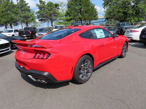 New 2025 Ford Mustang GT w/ GT Performance Package image 4