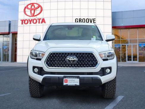 Used 2019 Toyota Tacoma TRD Off-Road AWD/4WD image 9