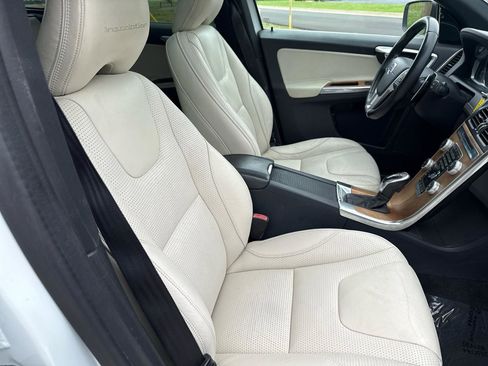 Used 2015 Volvo XC60 T6 Platinum w/ Inscription Package AWD/4WD image 50