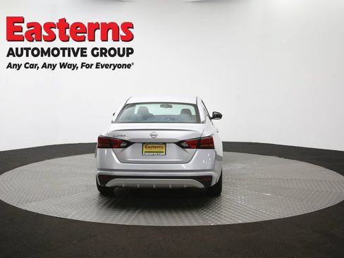 Used 2024 Nissan Altima 2.5 S FWD image 37