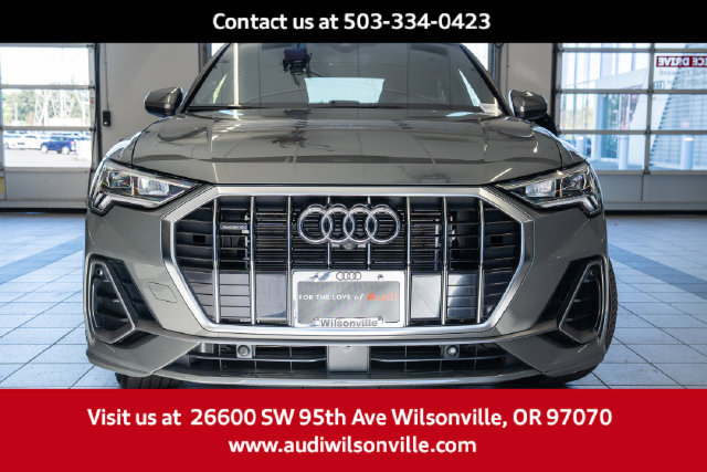 Used 2025 Audi Q3 2.0T Premium Plus w/ Premium Plus Package AWD/4WD image 2