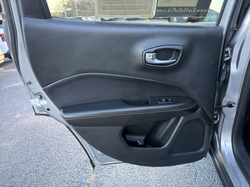 Used 2020 Jeep Compass Latitude w/ Safety & Security Group image 20