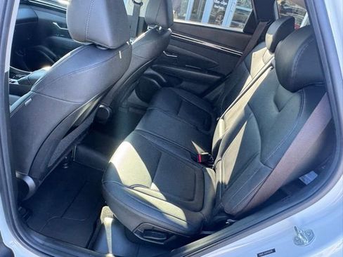 Used 2023 Hyundai Tucson SEL w/ Convenience Package image 37