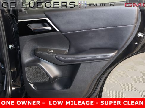 Used 2022 Mitsubishi Outlander SE image 15