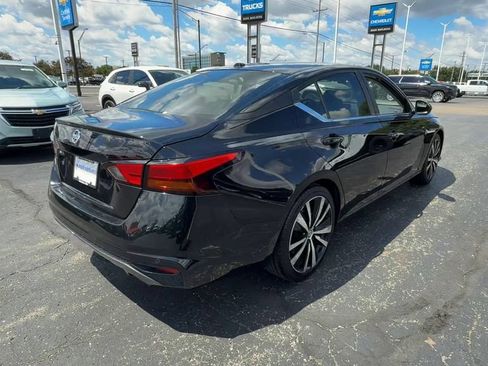 Used 2021 Nissan Altima 2.5 SR FWD image 8