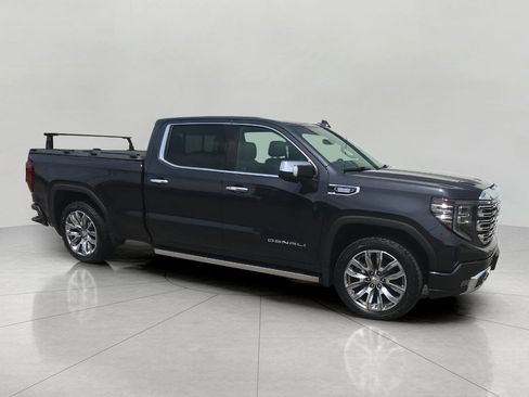 Used 2024 GMC Sierra 1500 Denali w/ Denali Reserve Package AWD/4WD image 35