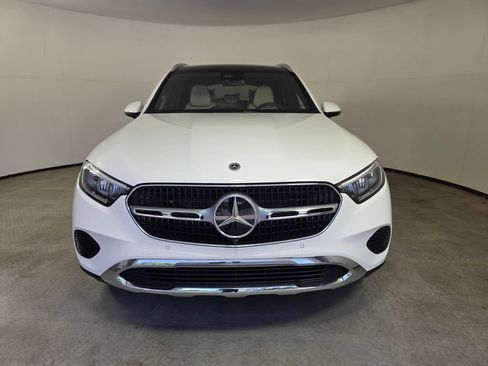New 2026 Mercedes-Benz GLC 300 image 2