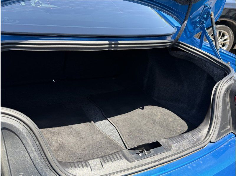 Used 2020 Ford Mustang Coupe RWD image 21