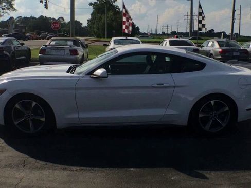 Used 2016 Ford Mustang Coupe w/ Equipment Group 051A image 5