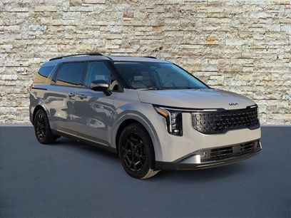 New 2026 Kia Carnival SX