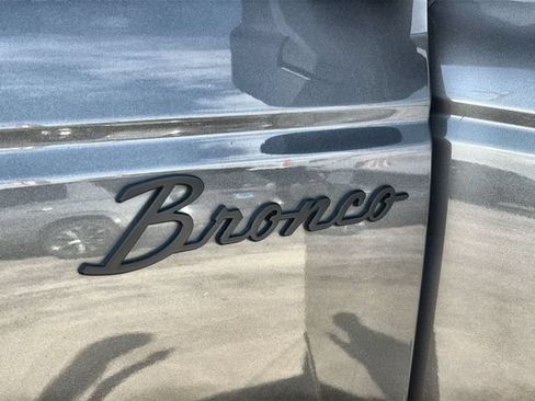 Used 2024 Ford Bronco Big Bend w/ Sasquatch Package AWD/4WD image 30