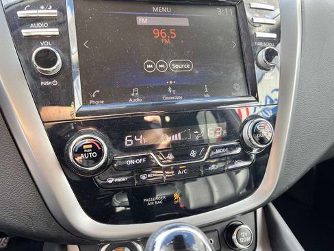 Used 2024 Nissan Murano SV image 14