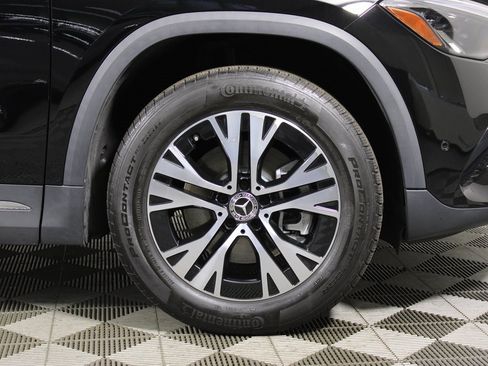 Certified 2025 Mercedes-Benz GLA 250 image 33