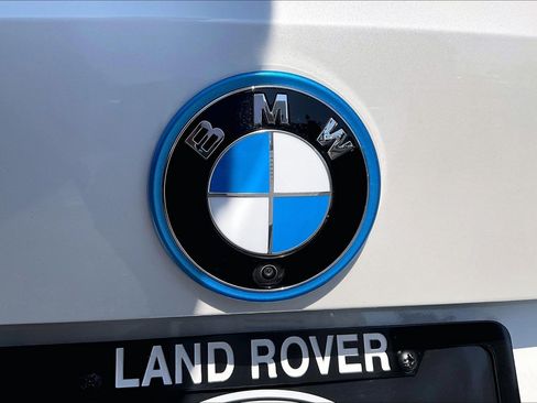 Used 2023 BMW i4 eDrive35 w/ Premium Package RWD image 9