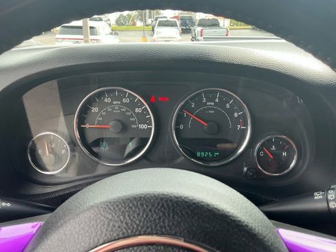 Used 2017 Jeep Wrangler Unlimited Sport w/ Connectivity Group image 19