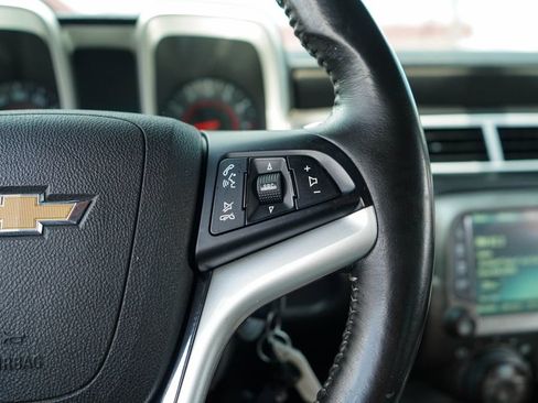 Used 2015 Chevrolet Camaro LT RWD image 26
