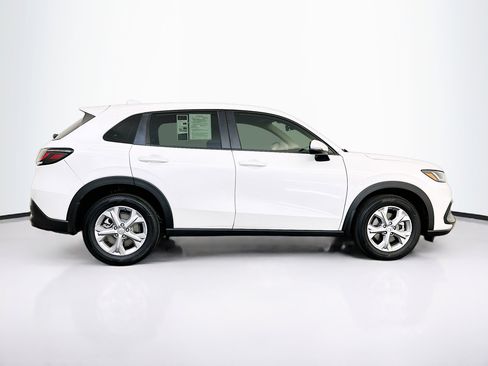 Used 2023 Honda HR-V LX image 10