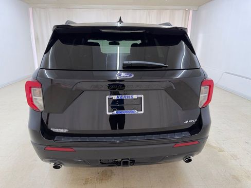 Used 2024 Ford Explorer ST-Line w/ Class IV Trailer Tow Package AWD/4WD image 4
